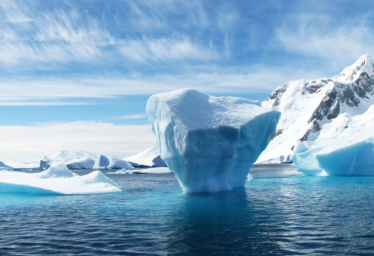 iceberg-404966_1280 (1)