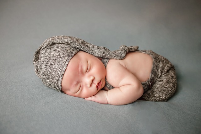 newborn-6513937_640