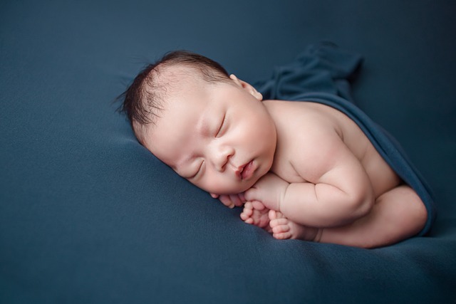 newborn-6513948_640