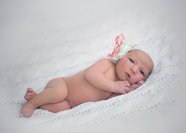 newborn-3540491_640