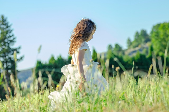 girl-7750577_640
